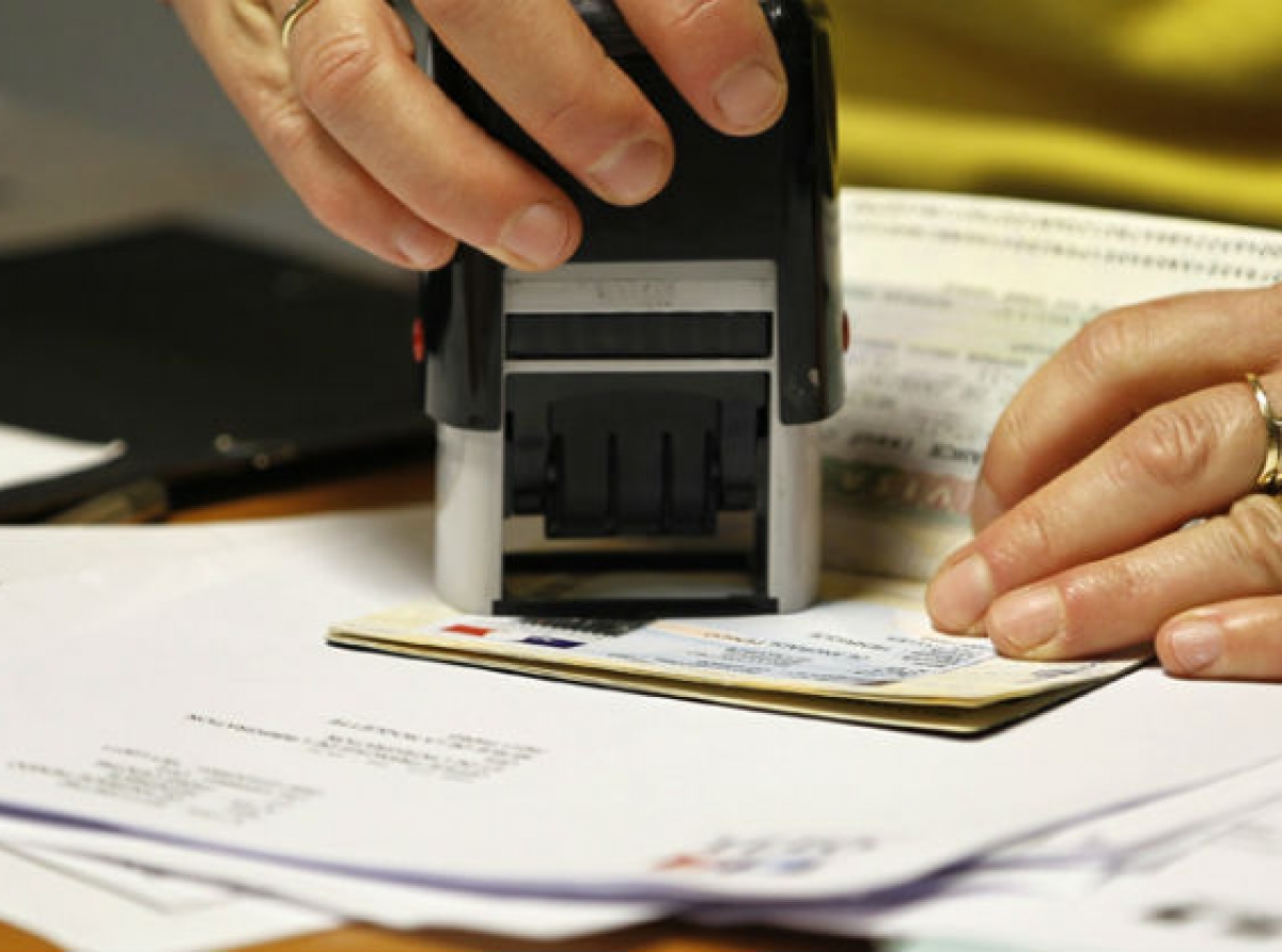 COVID COUNTER: U.S. Extends Stay for Caribbean Non-immigrants